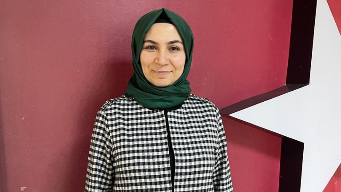 Uzm. Öğretmen Emine Şule DERTLİOĞLU - Türkçe - Turkish Language - Idioma Turco