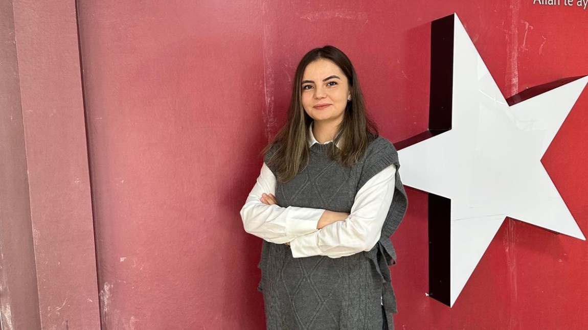 Semanur DALLI - Ortaokul Rehberlik Öğretmeni - Guidance Counselor - Consejero