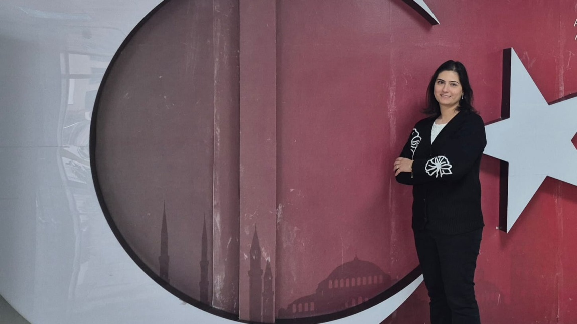 Uzman Öğretmen Duygu Merve ALTUNHAN - İngilizce - The English - Ingles 