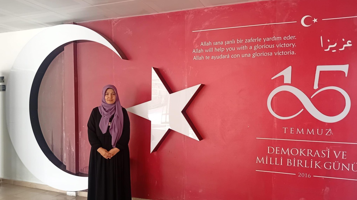 Merve ERTÜRK - İmam Hatip Meslek Dersleri Öğretmeni - Theology Courses - Cursos De Teologa